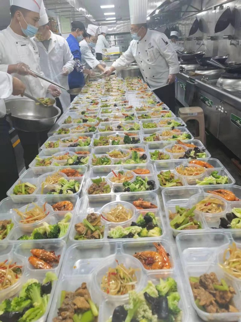 食堂承包:打造高效便捷的企业餐饮解决方案